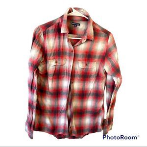 Northcrest plaid flannel men’s shirt size small